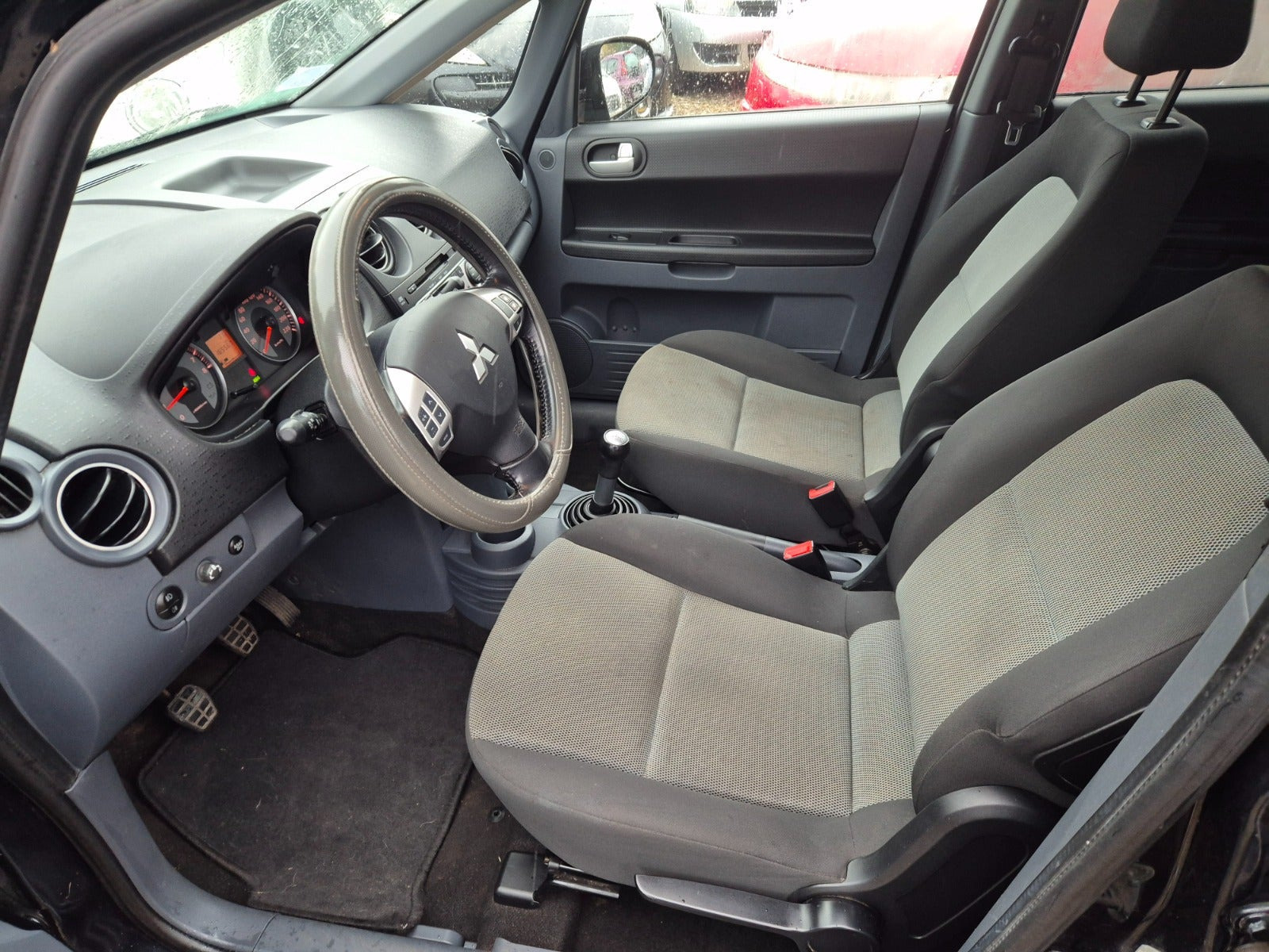undefined Mitsubishi Colt fra 2010