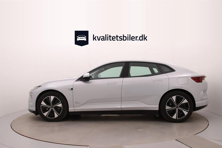 Grå Polestar 4 fra 2025