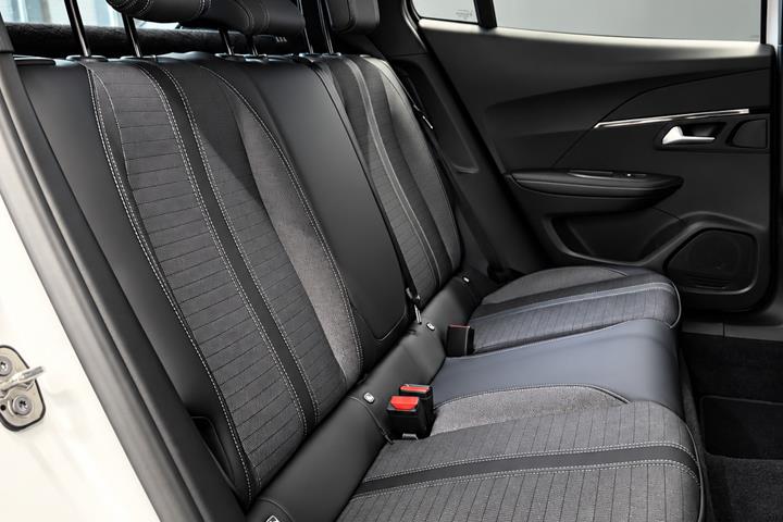 undefined Peugeot e-2008 fra 2021