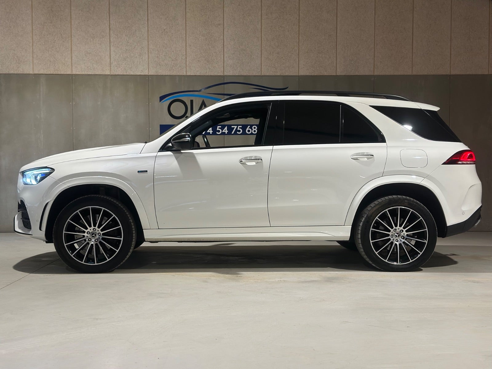 Hvid Mercedes GLE350 de fra 2020