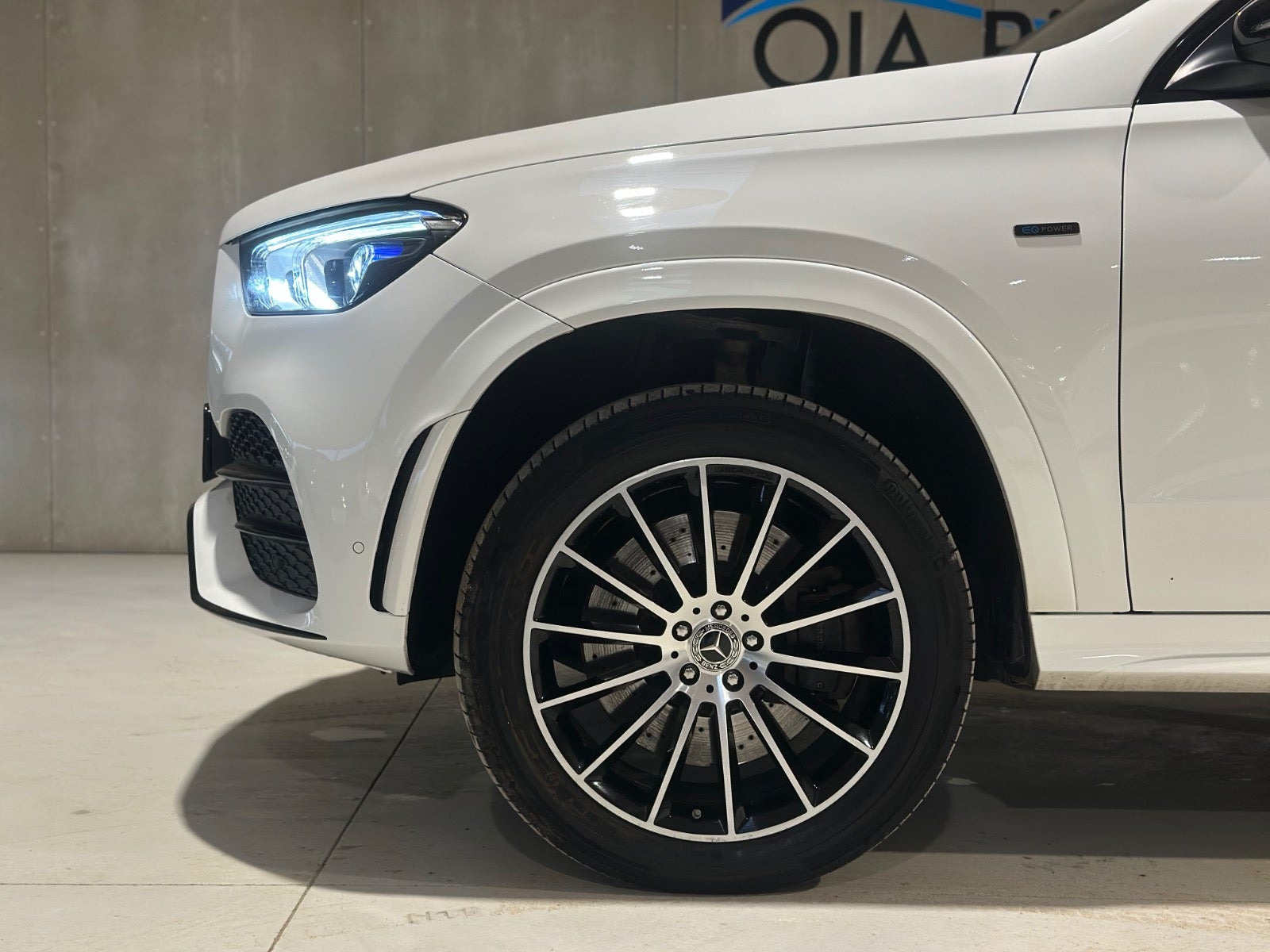 Hvid Mercedes GLE350 de fra 2020