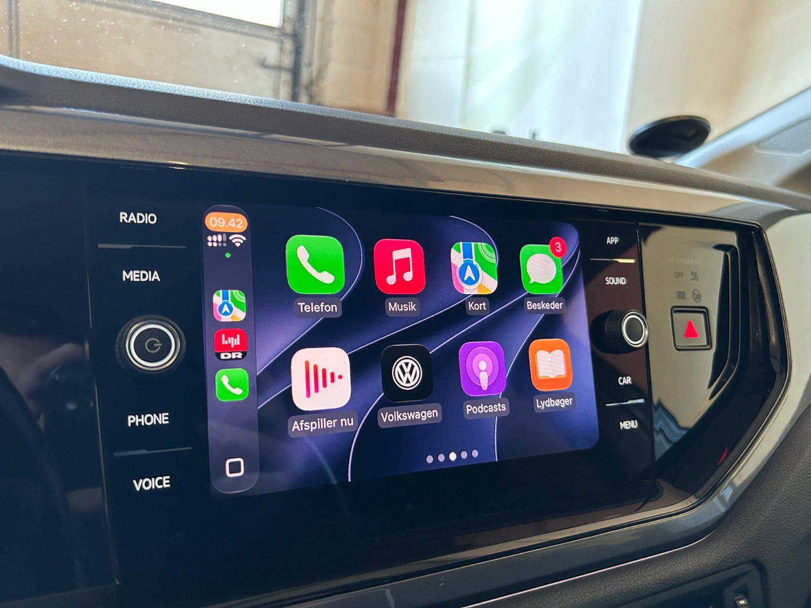 Gul VW Polo fra 2019