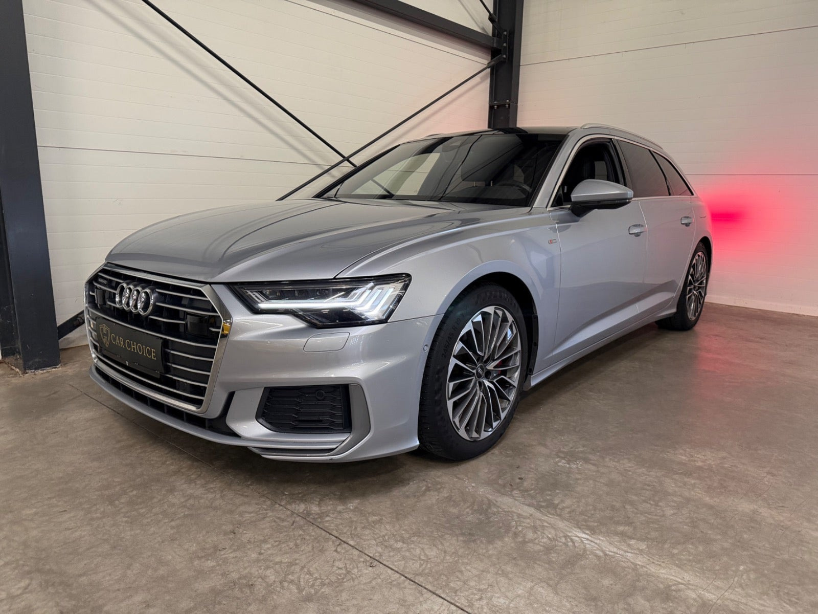 Audi A6 55 TFSi e S-line Avant quattro S-tr.
