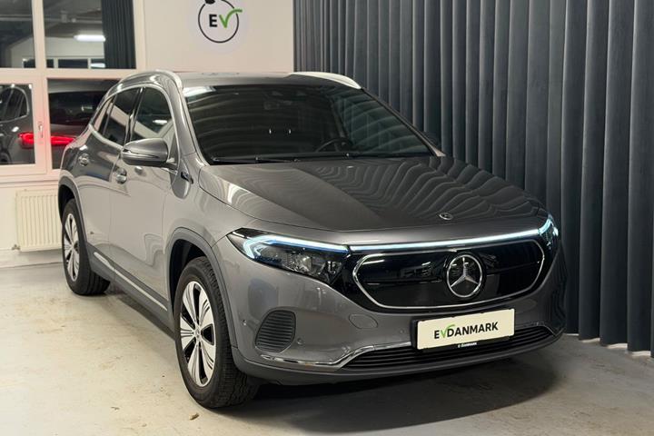 Grå Mercedes EQA250 fra 2021