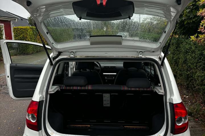 Hvid VW Fox fra 2006