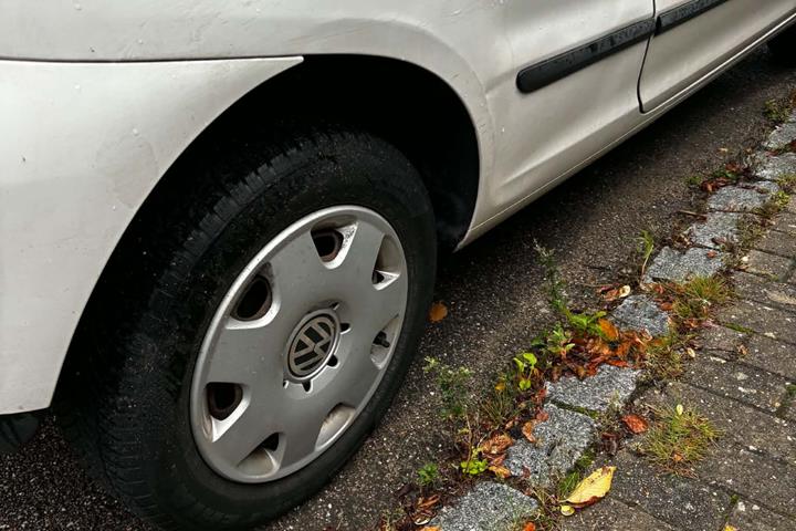 Hvid VW Fox fra 2006