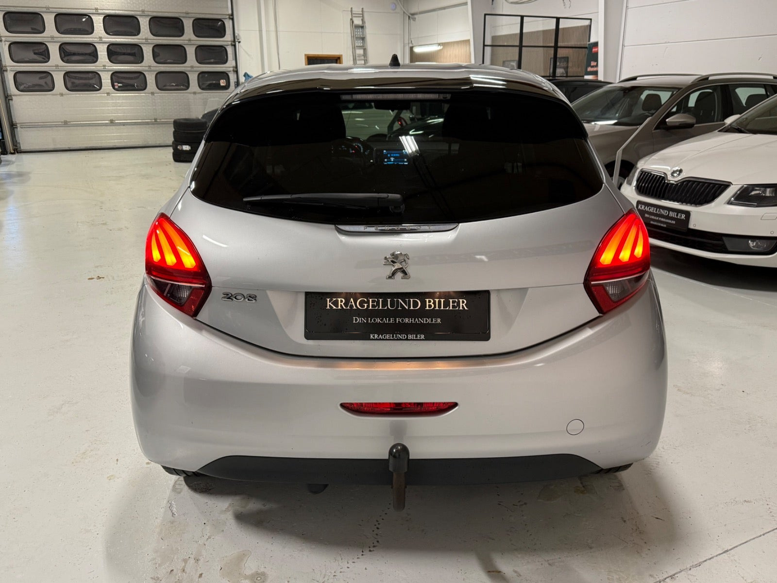 undefined Peugeot 208 fra 2017