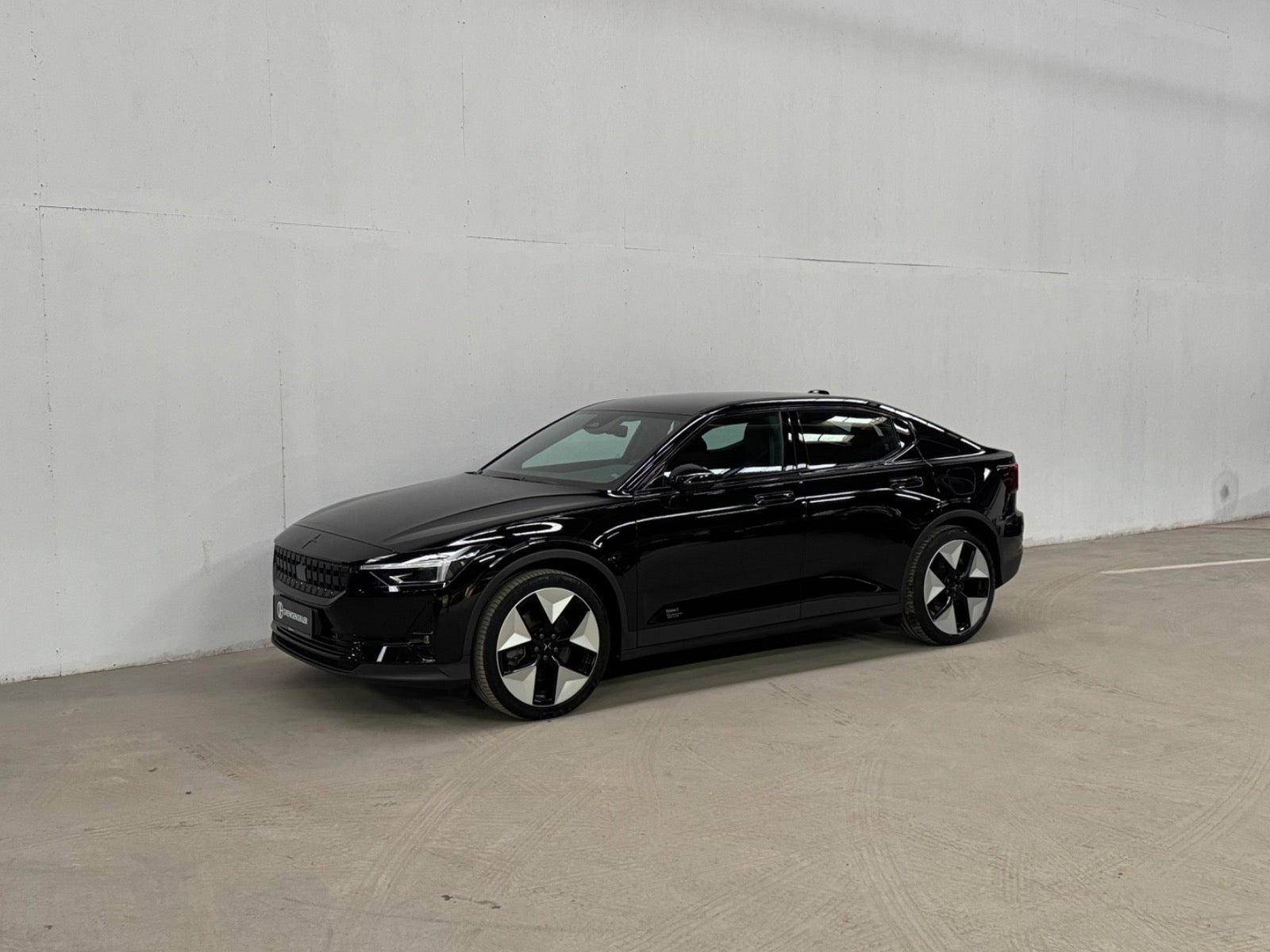 Sort Polestar 2 fra 2023