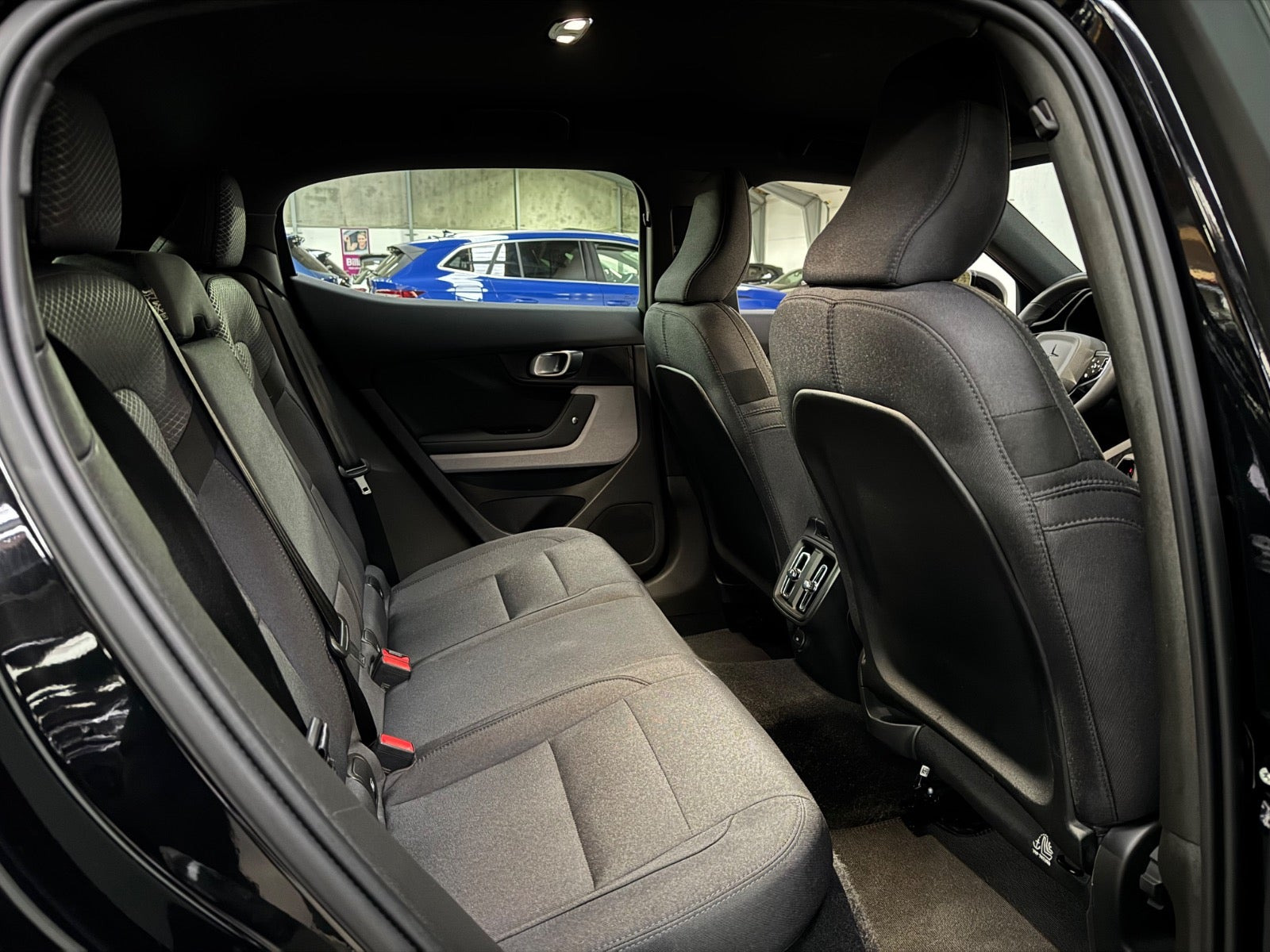 Sort Polestar 2 fra 2023