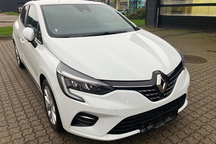 Hvid Renault Clio V fra 2021
