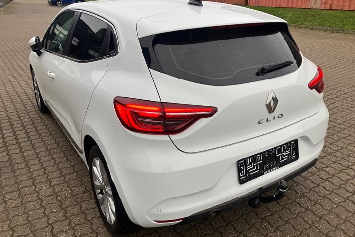 Hvid Renault Clio V fra 2021