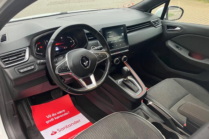 Hvid Renault Clio V fra 2021