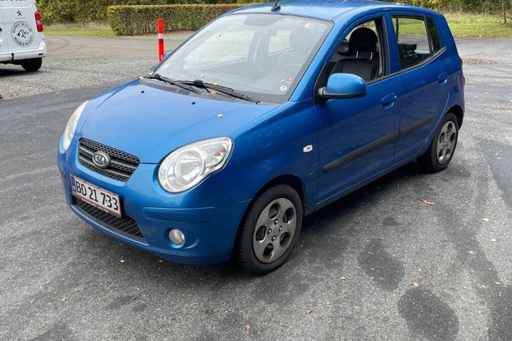 Grå Kia Picanto fra 2010
