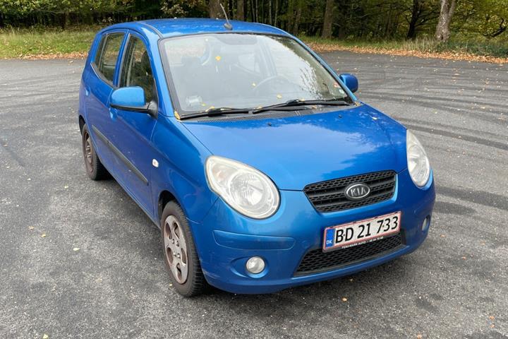Grå Kia Picanto fra 2010