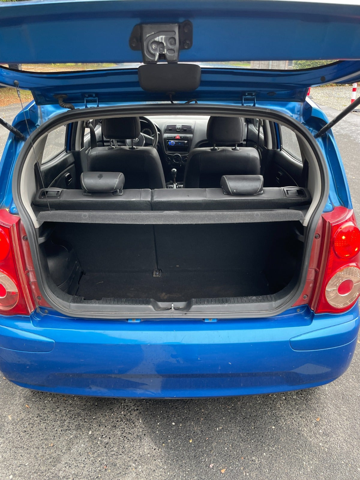 Grå Kia Picanto fra 2010