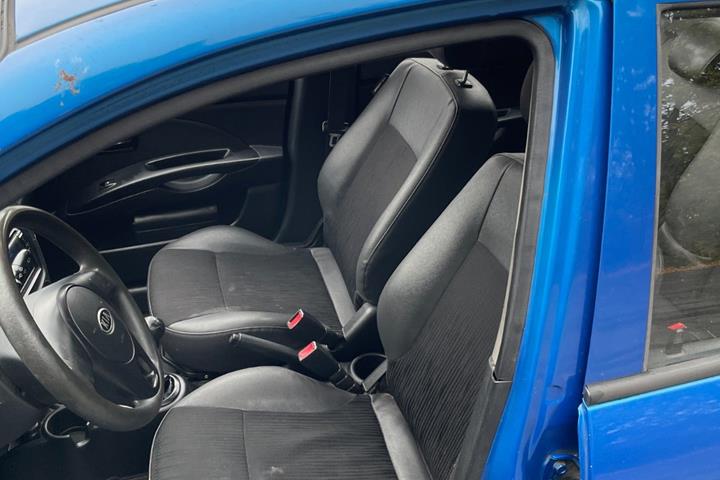 Grå Kia Picanto fra 2010