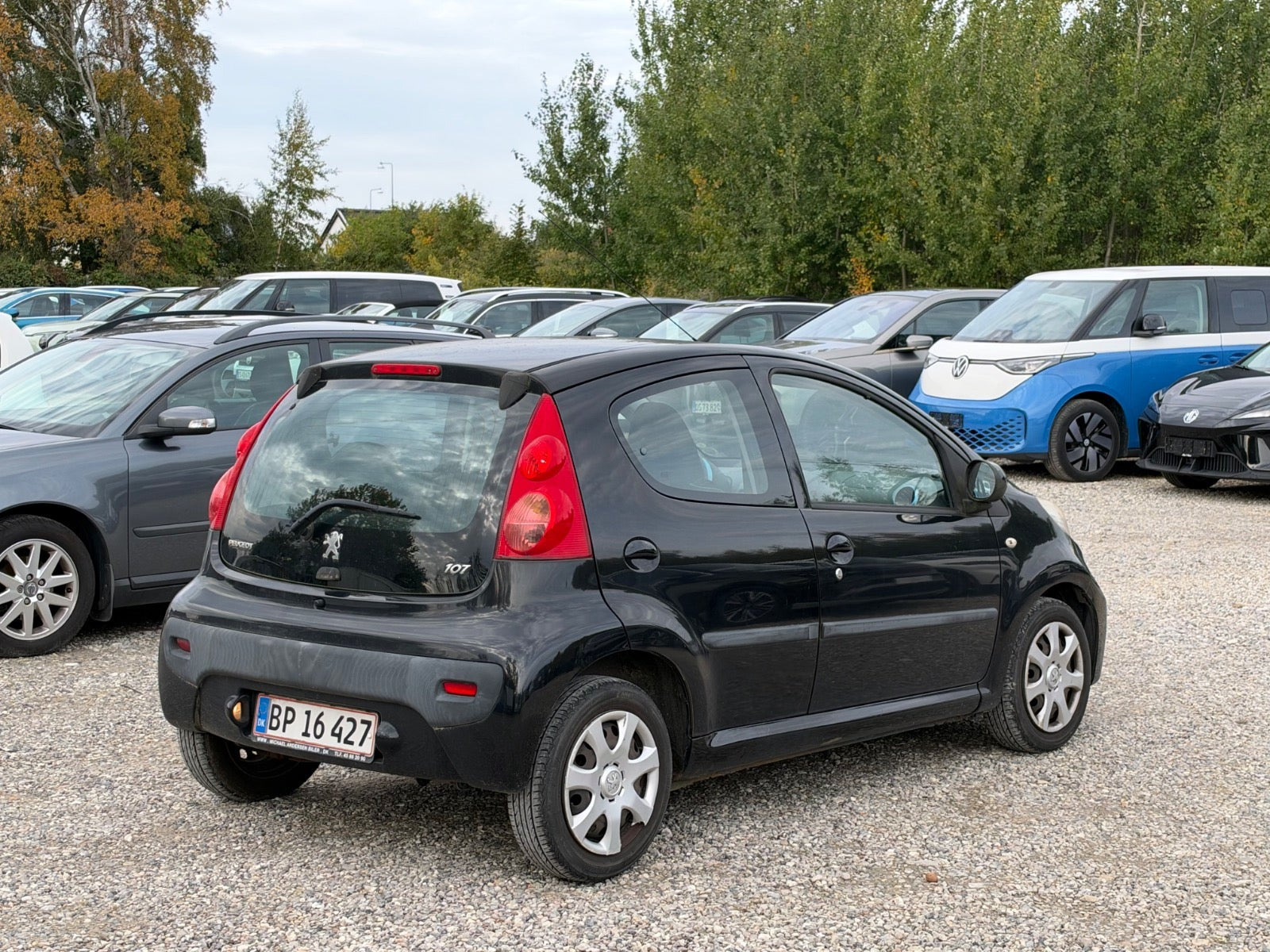 Grøn Peugeot 107 fra 2011
