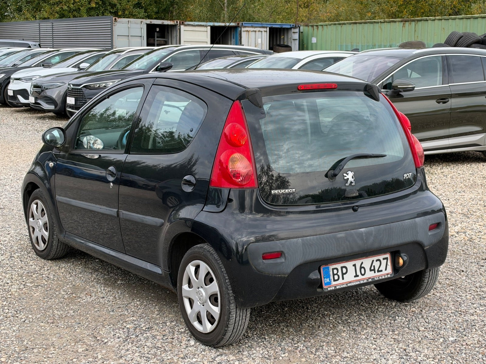 Grøn Peugeot 107 fra 2011