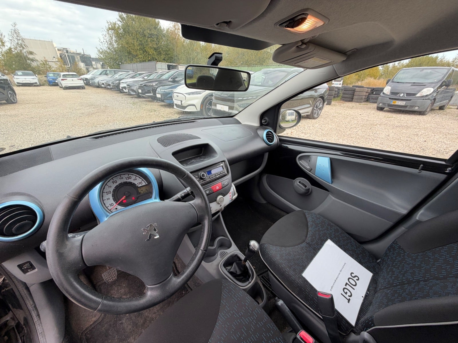 Grøn Peugeot 107 fra 2011