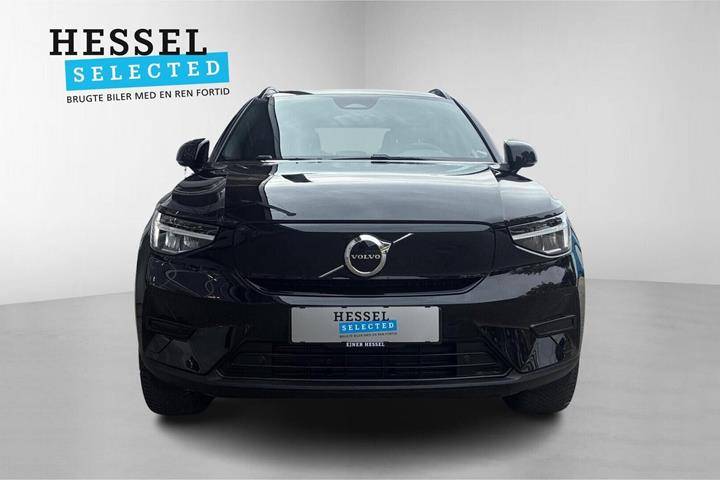 Sort Volvo XC40 fra 2024