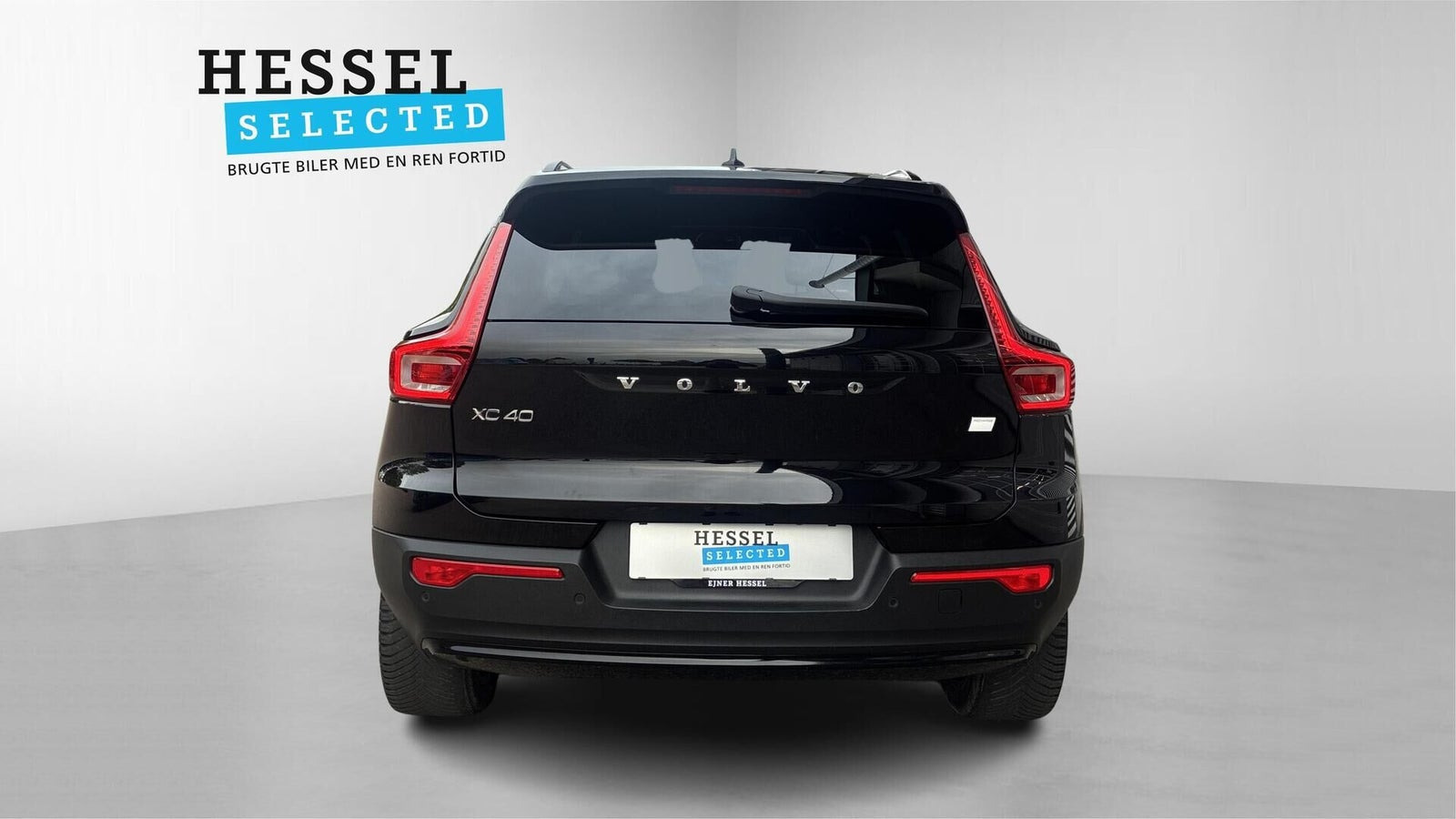 Sort Volvo XC40 fra 2024