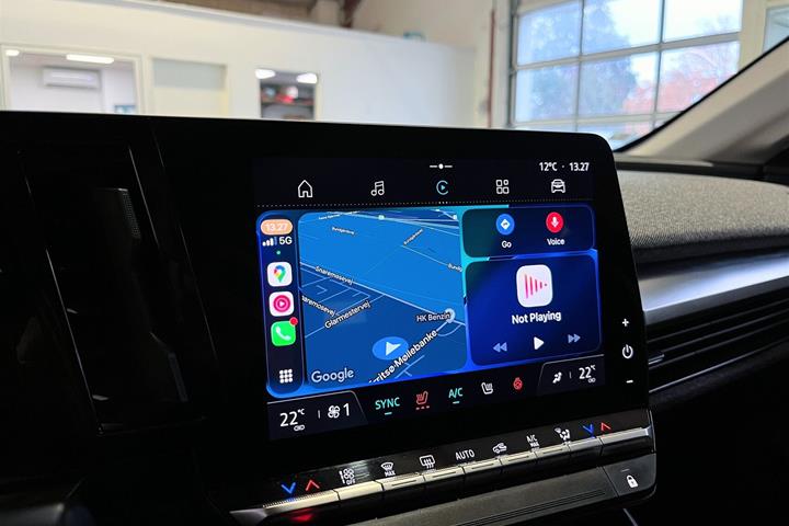 Blå Renault Mégane fra 2023