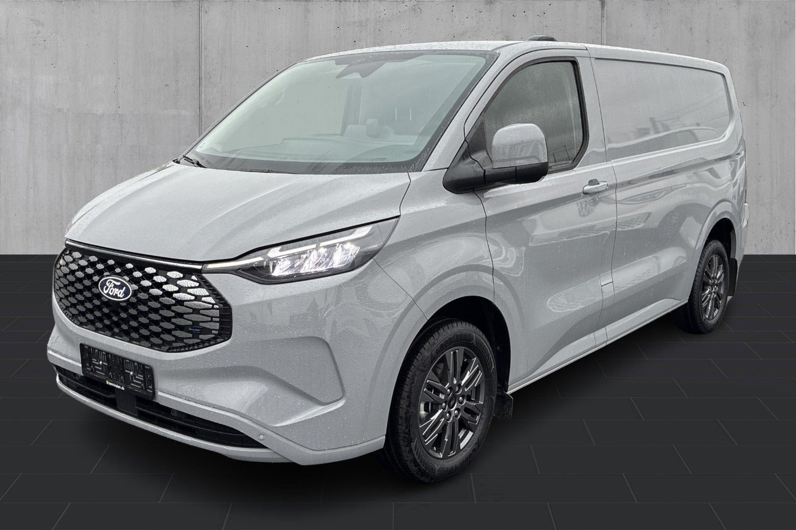 Ford E-Transit Custom 320 L1 71 Limited