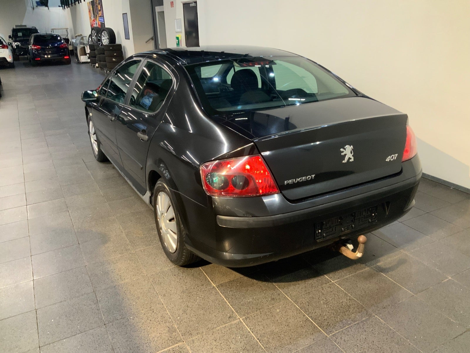 Sort Peugeot 407 fra 2006