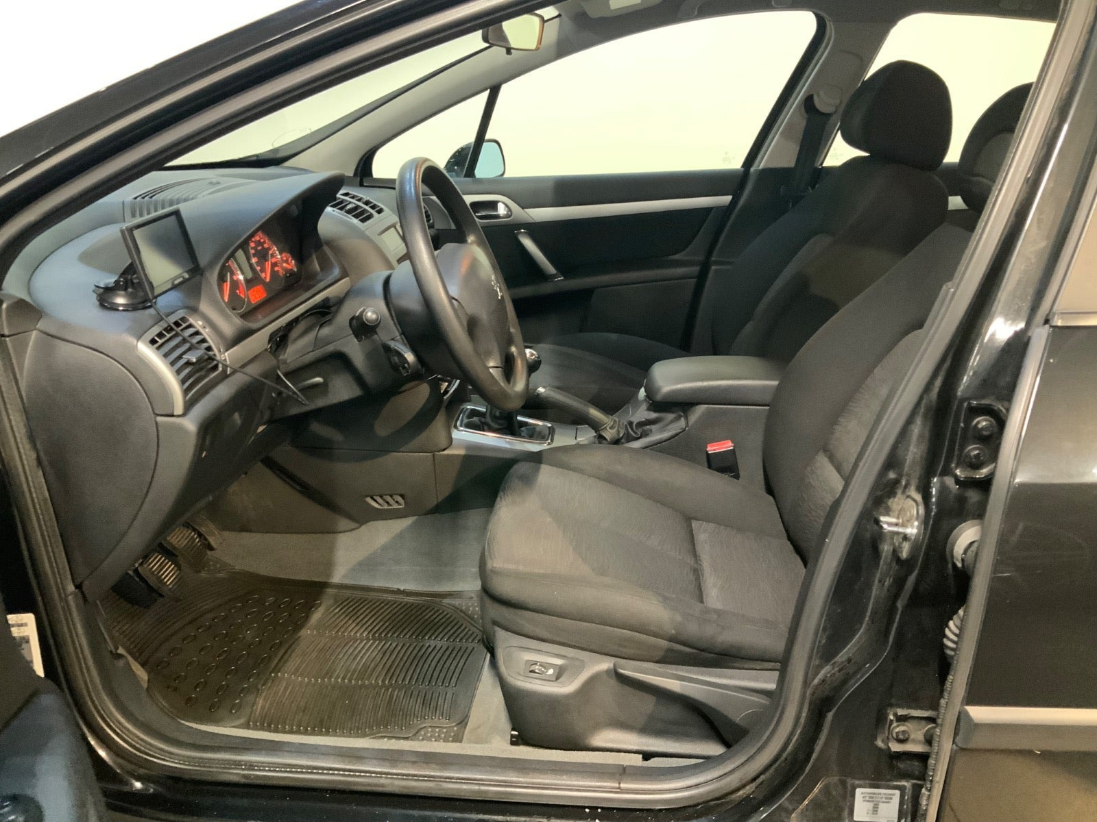 Sort Peugeot 407 fra 2006