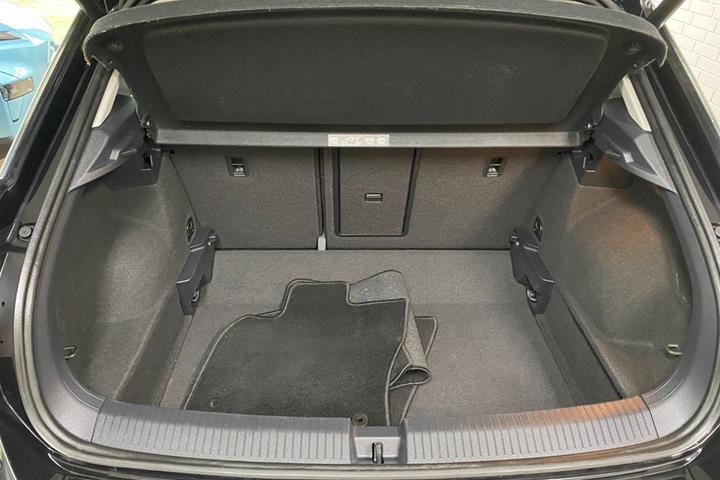 Sort VW T-Roc fra 2020