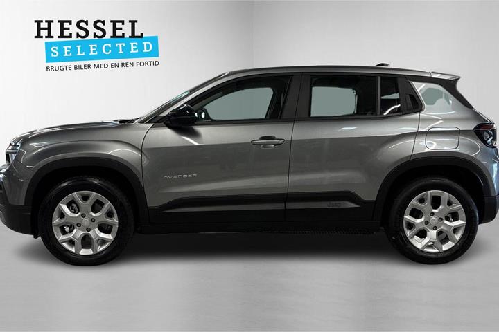 Grå Jeep Avenger fra 2025