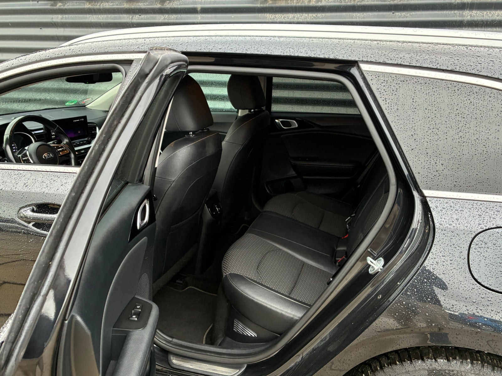 Sort Kia Ceed fra 2020