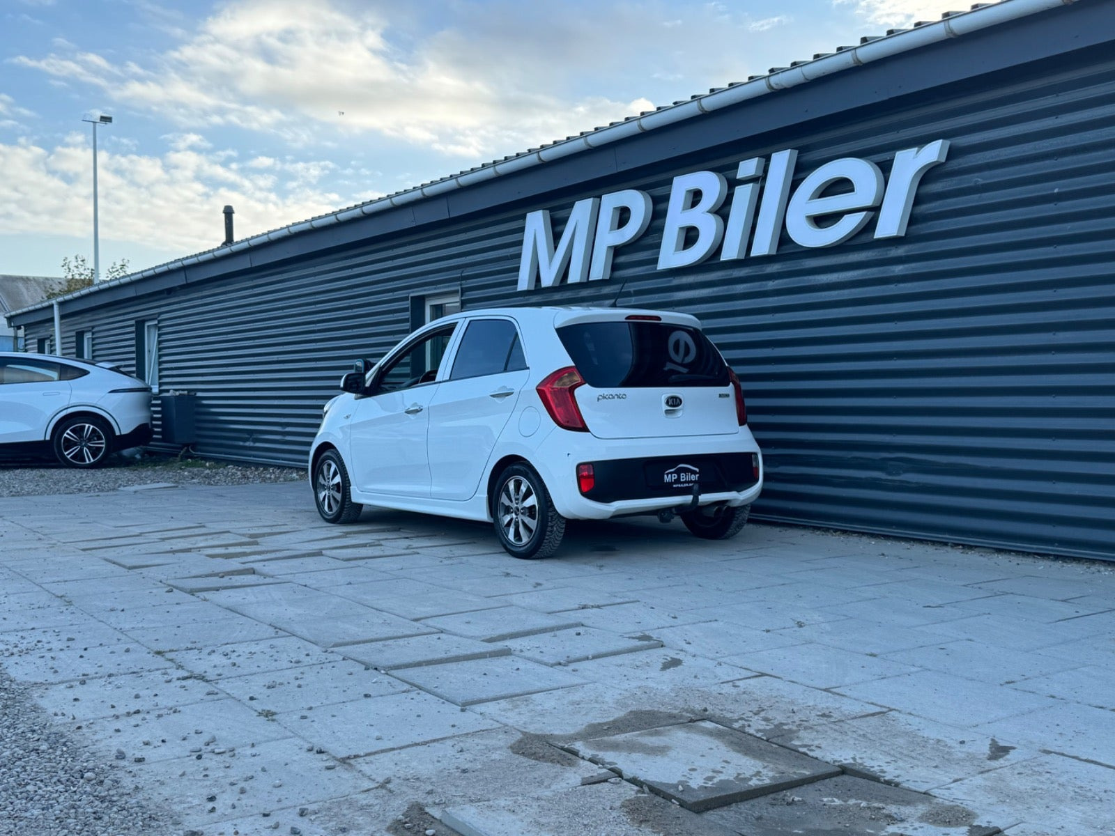 Hvid Kia Picanto fra 2015