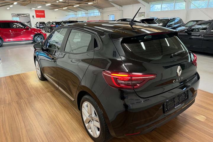 Sort Renault Clio V fra 2021