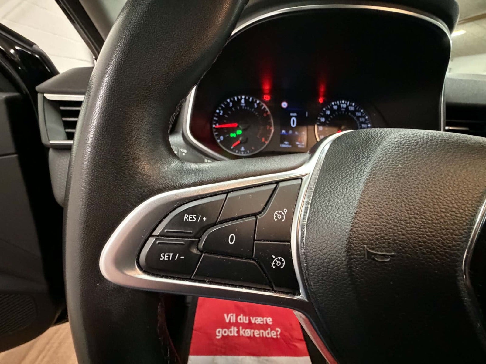 Sort Renault Clio V fra 2021