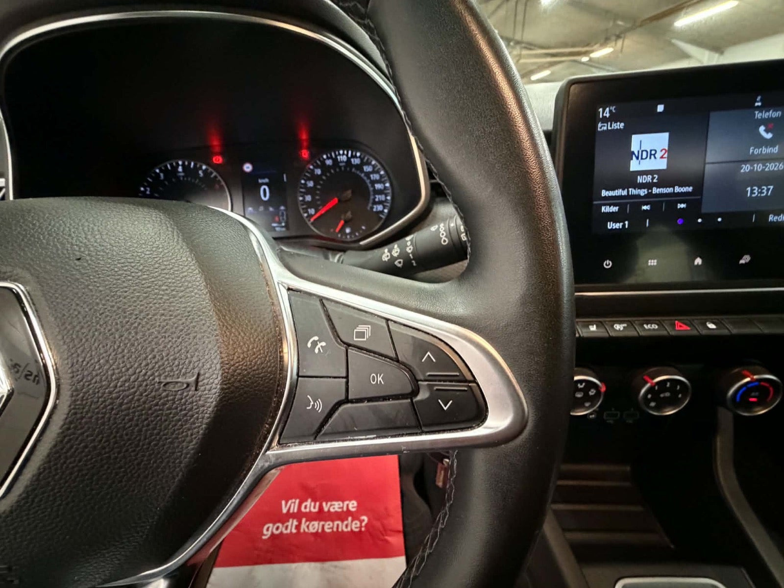 Sort Renault Clio V fra 2021