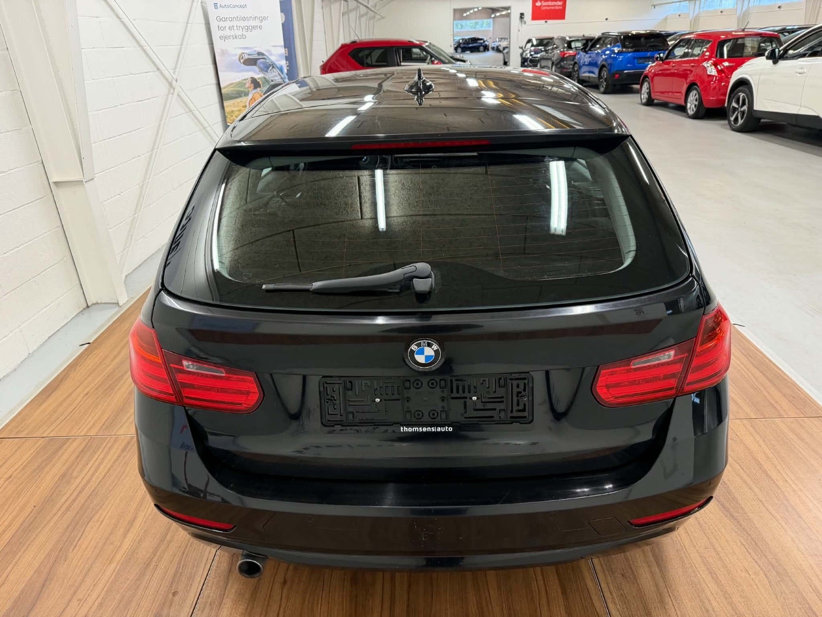 Sort BMW 320d fra 2014