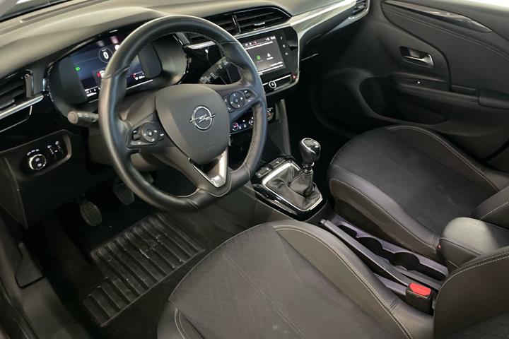 Sort Opel Corsa fra 2020