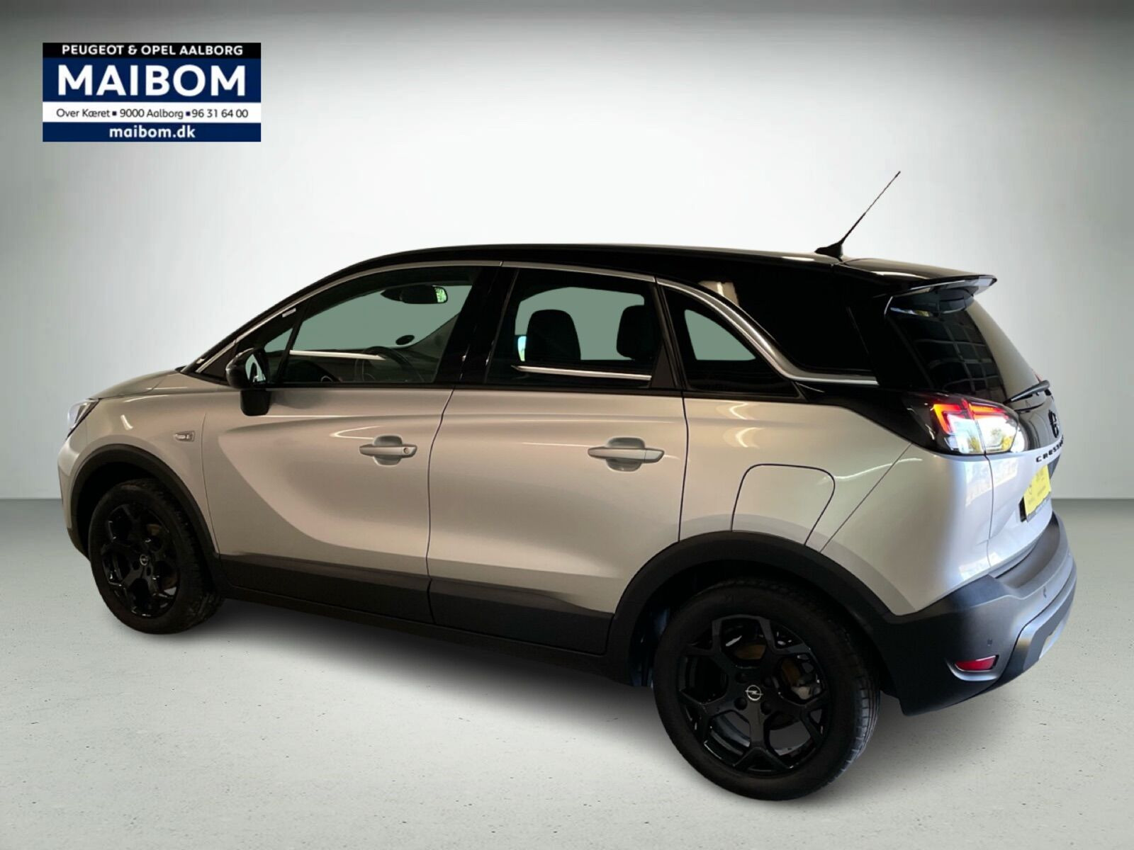 Sølv Opel Crossland fra 2023