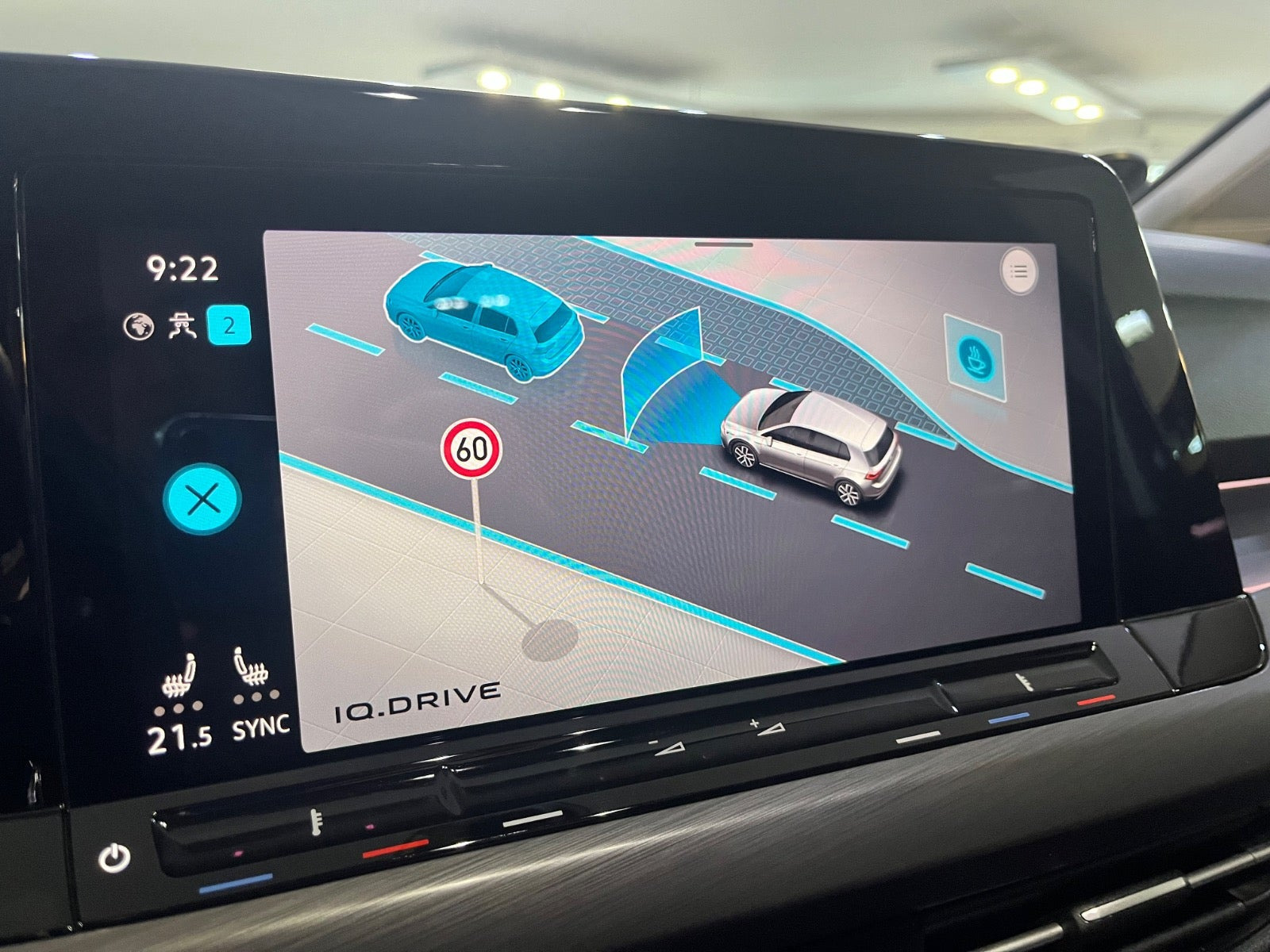 Blå VW Golf VIII fra 2021