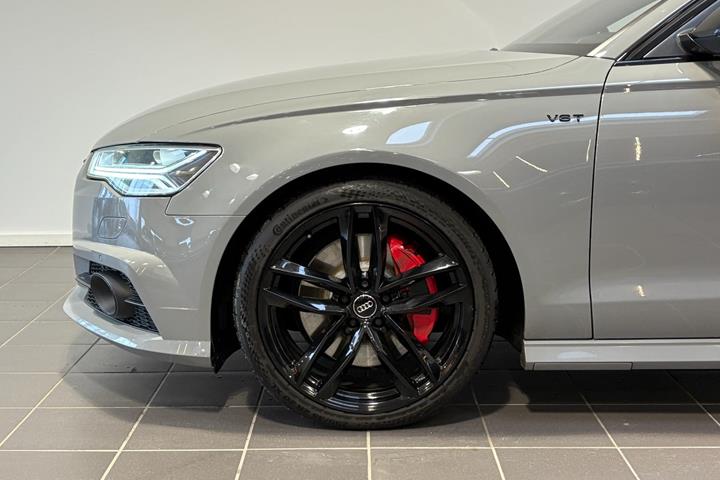 Grå Audi A6 fra 2016