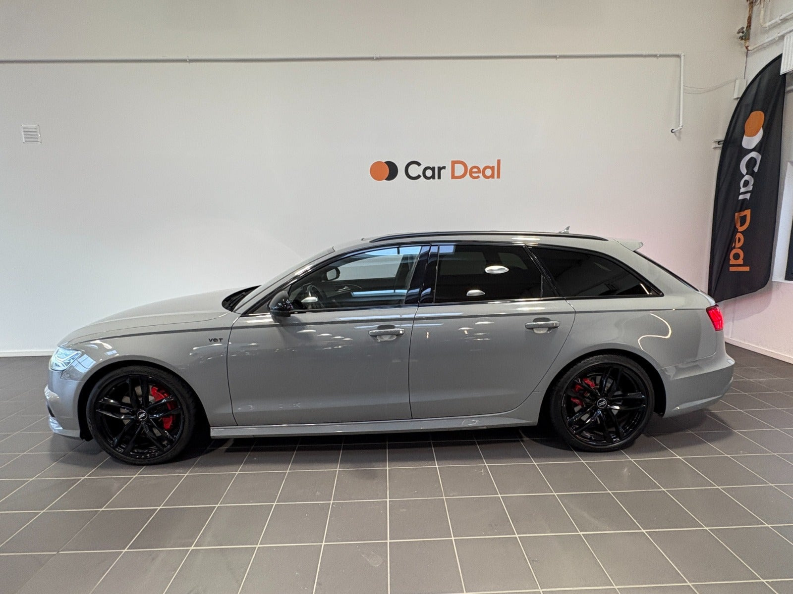 Grå Audi A6 fra 2016