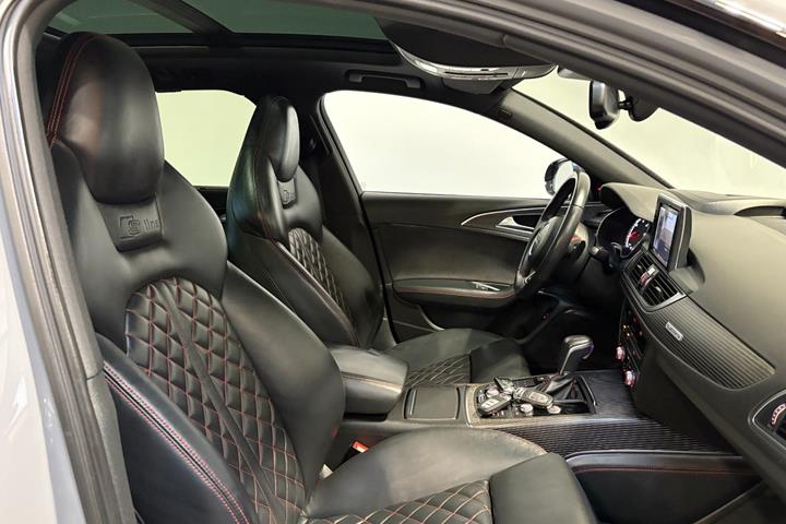 Grå Audi A6 fra 2016
