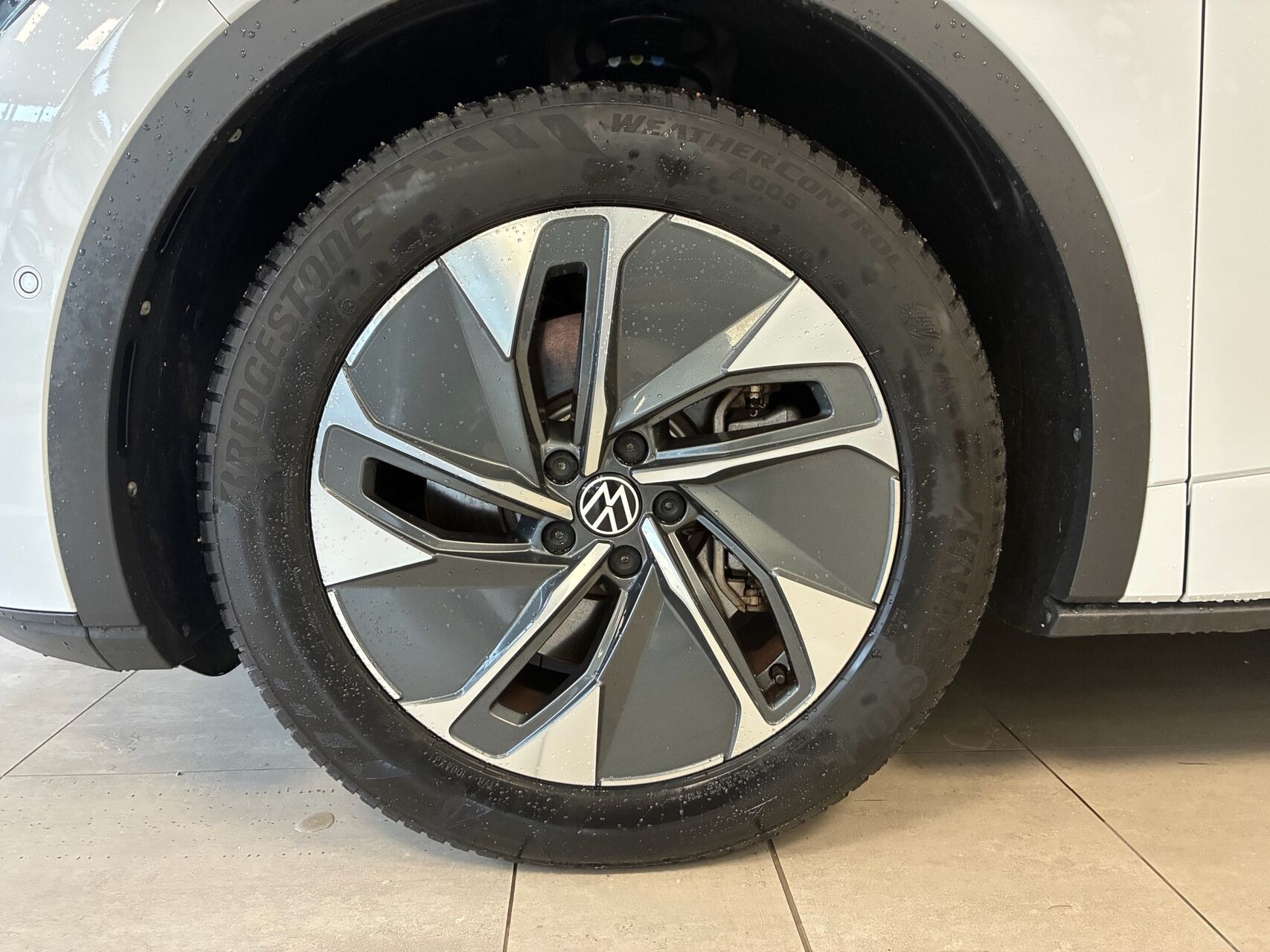 Hvid VW ID.5 fra 2023