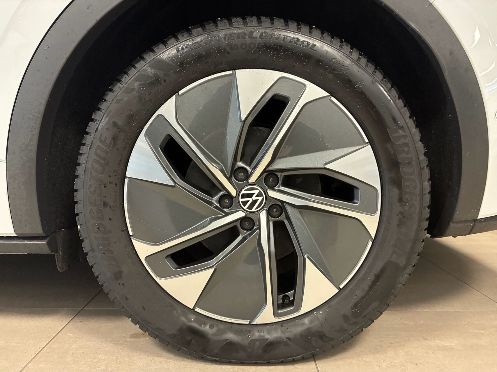 Hvid VW ID.5 fra 2023