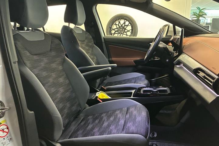 Hvid VW ID.5 fra 2023