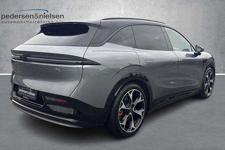 Grå Zeekr 7X fra 2026