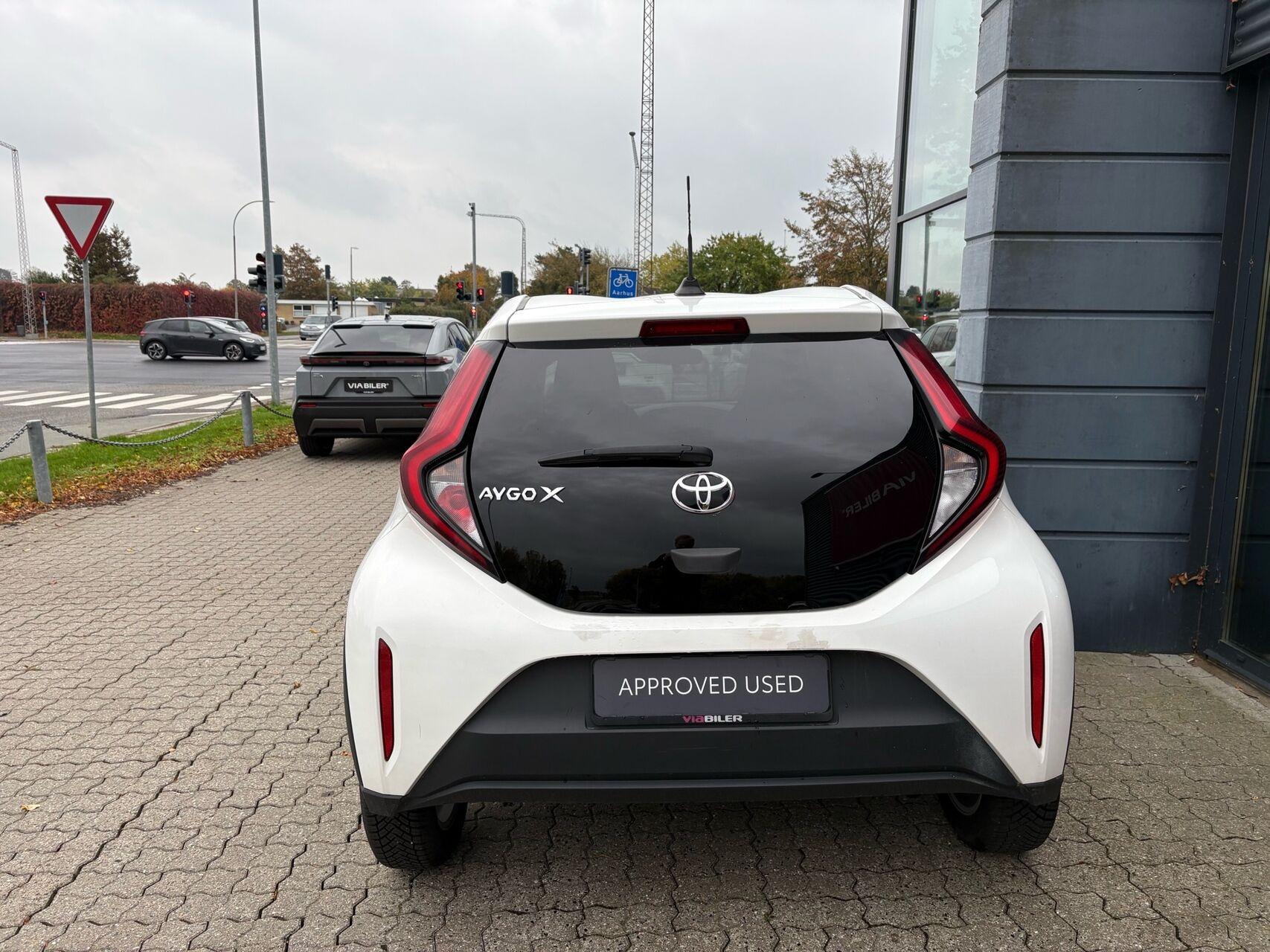 Hvid Toyota Aygo X fra 2022