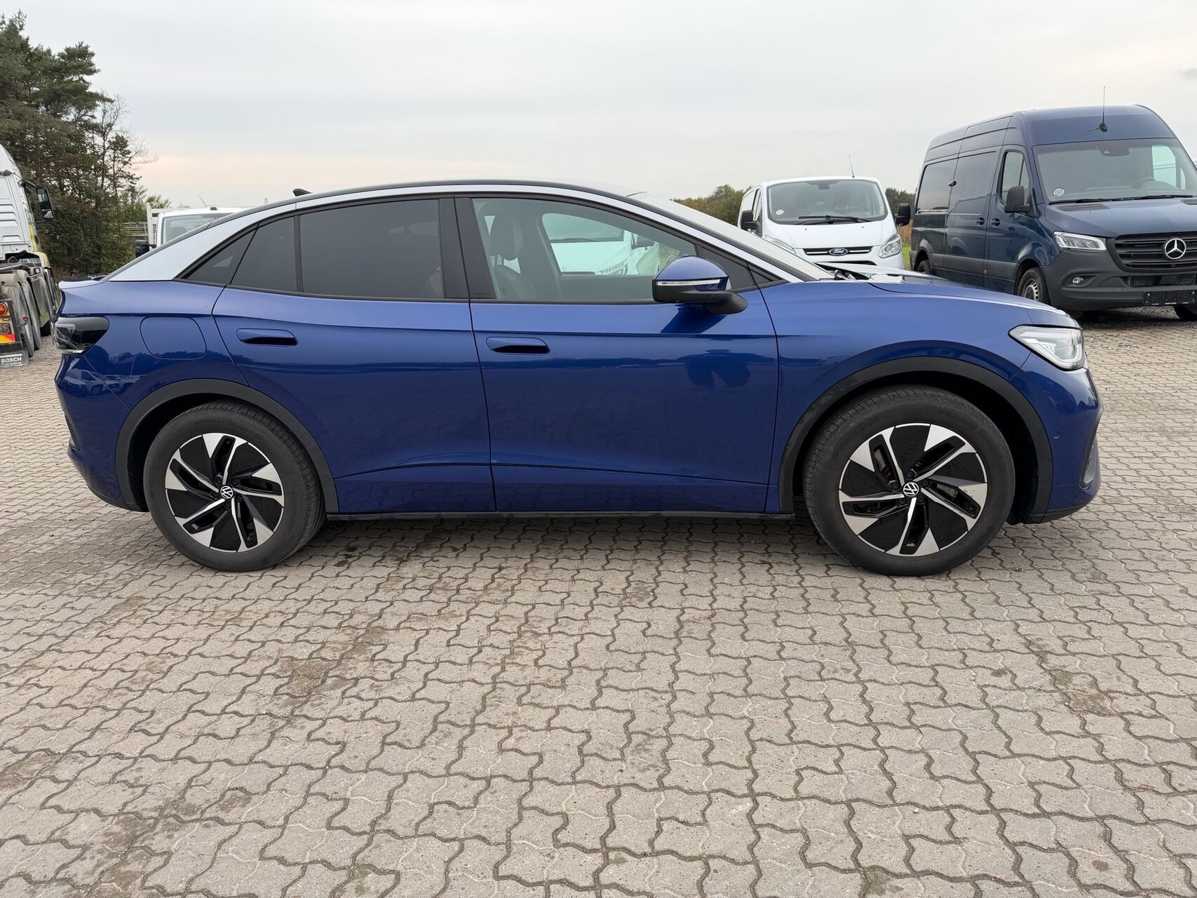 Blå VW ID.5 fra 2024