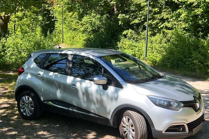 Sølv Renault Captur fra 2013